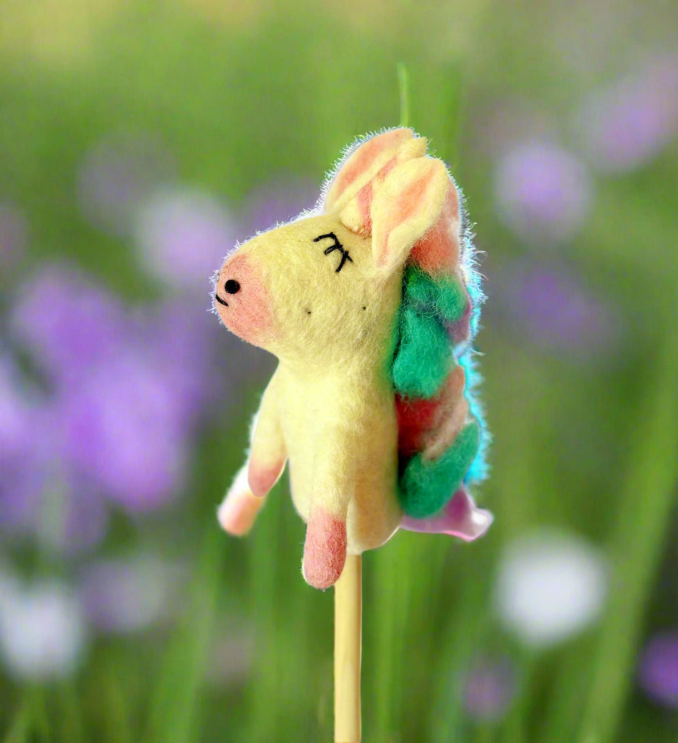 Unicorn 3d finger puppet