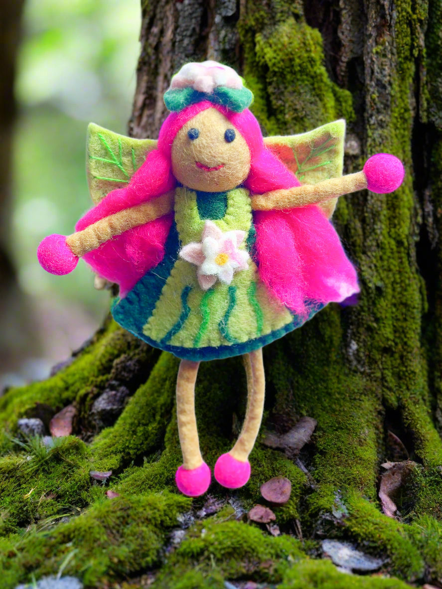 Lillly faery large