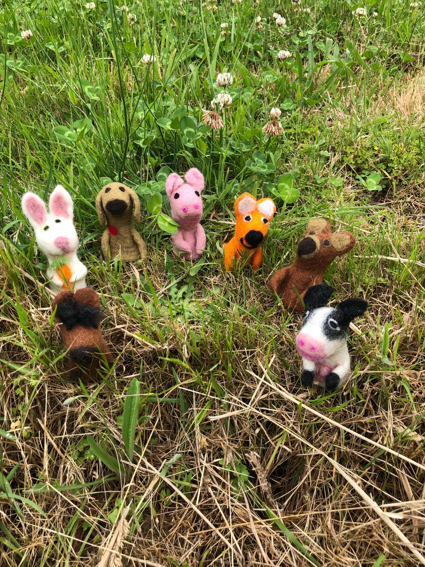 Bear finger puppet