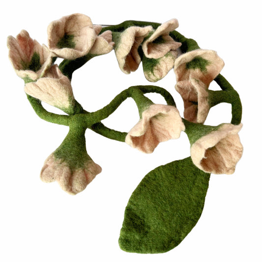 Secret garden garland-soft creamy pink