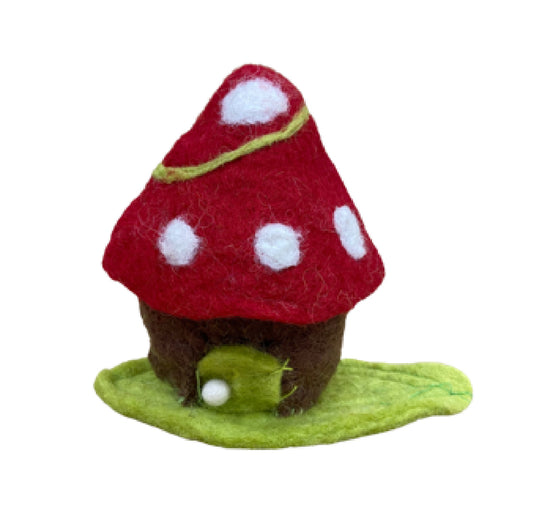 Toadstool leaf tiny faery home