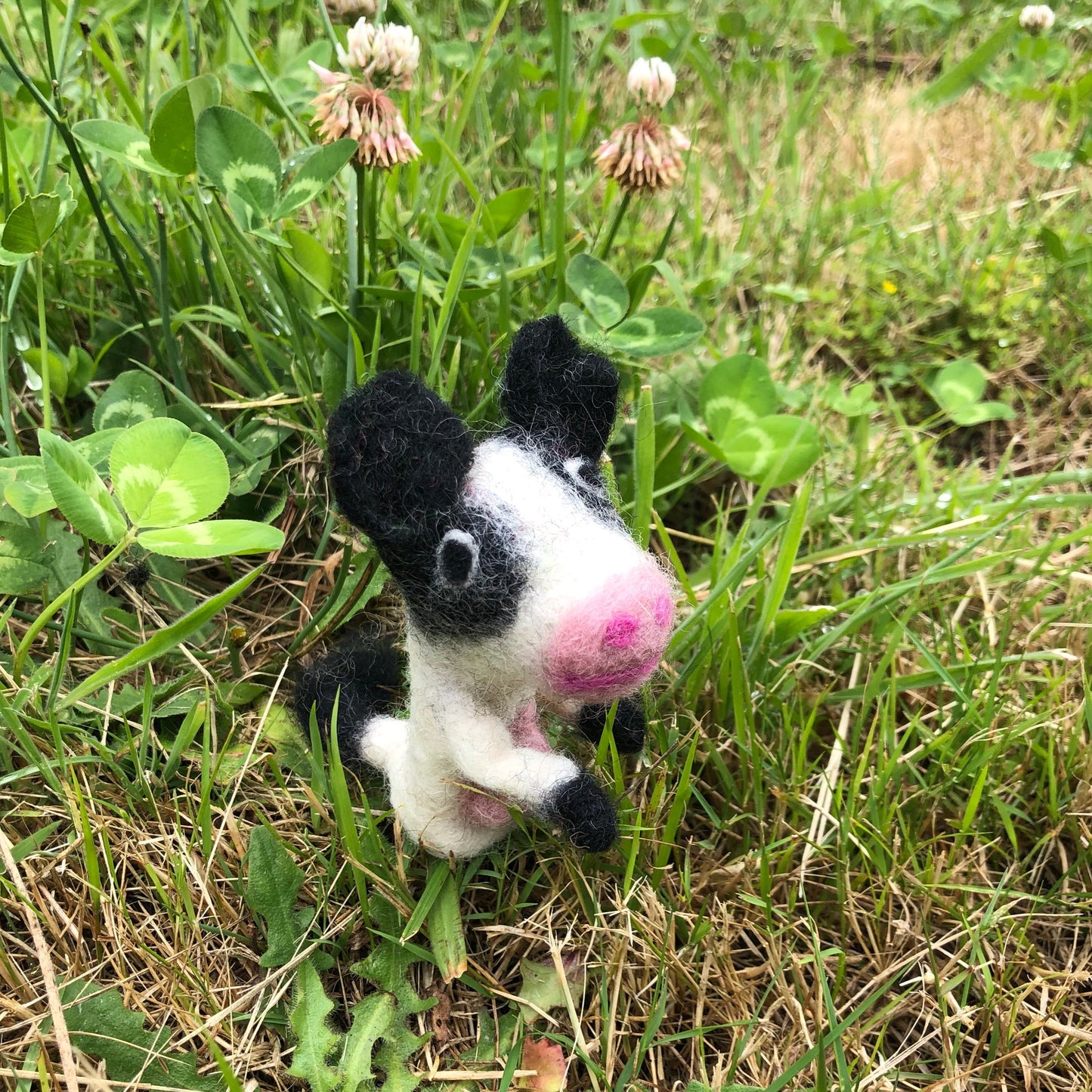 Cow finger puppet