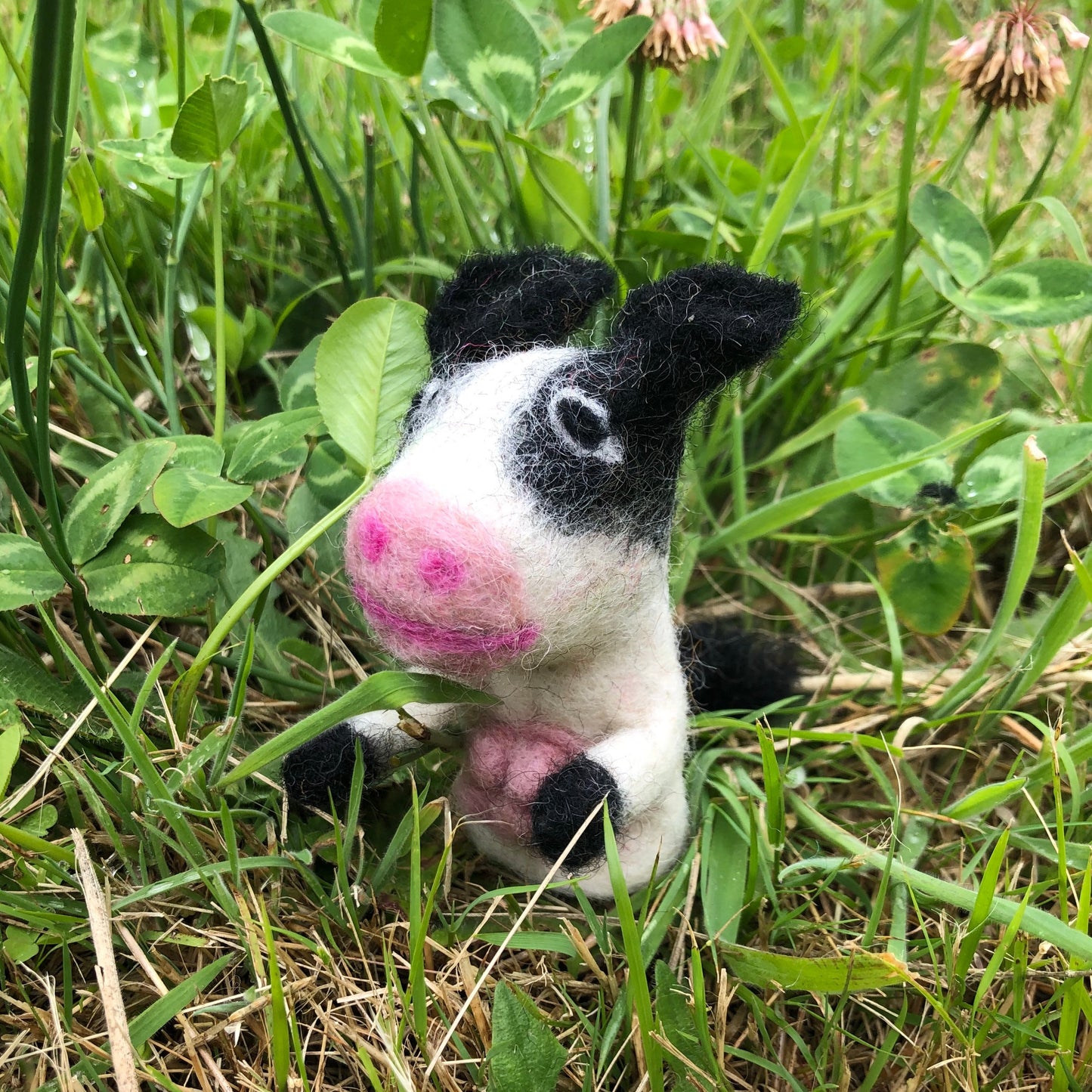 Cow finger puppet