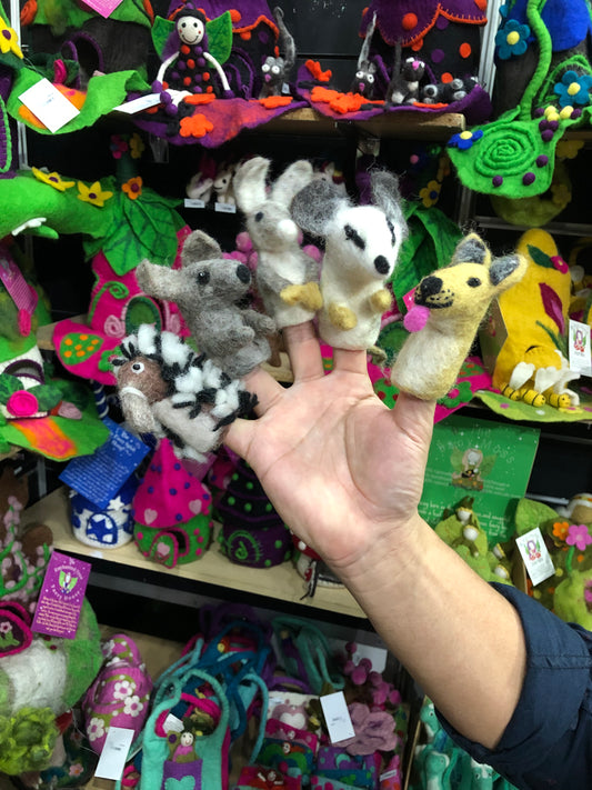 Dog finger puppet