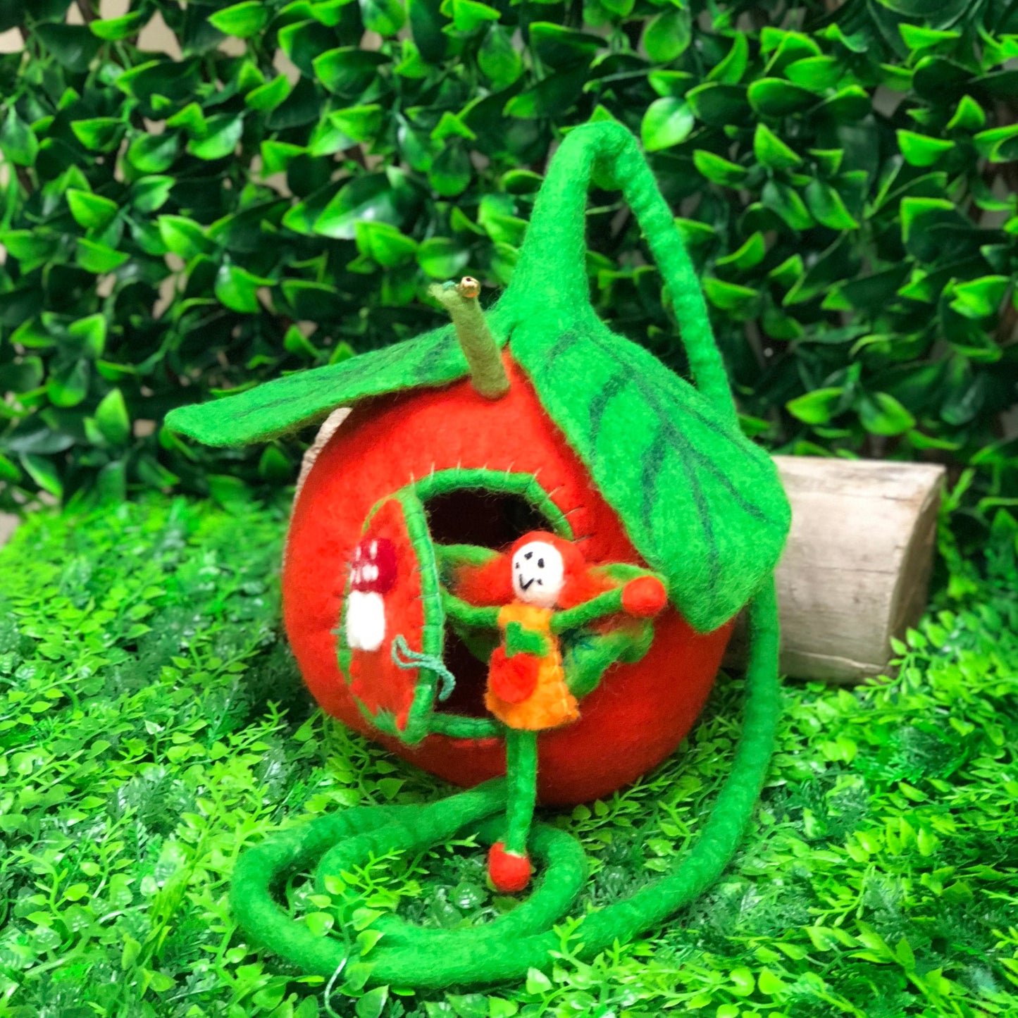 Pumpkin pod with faery-large