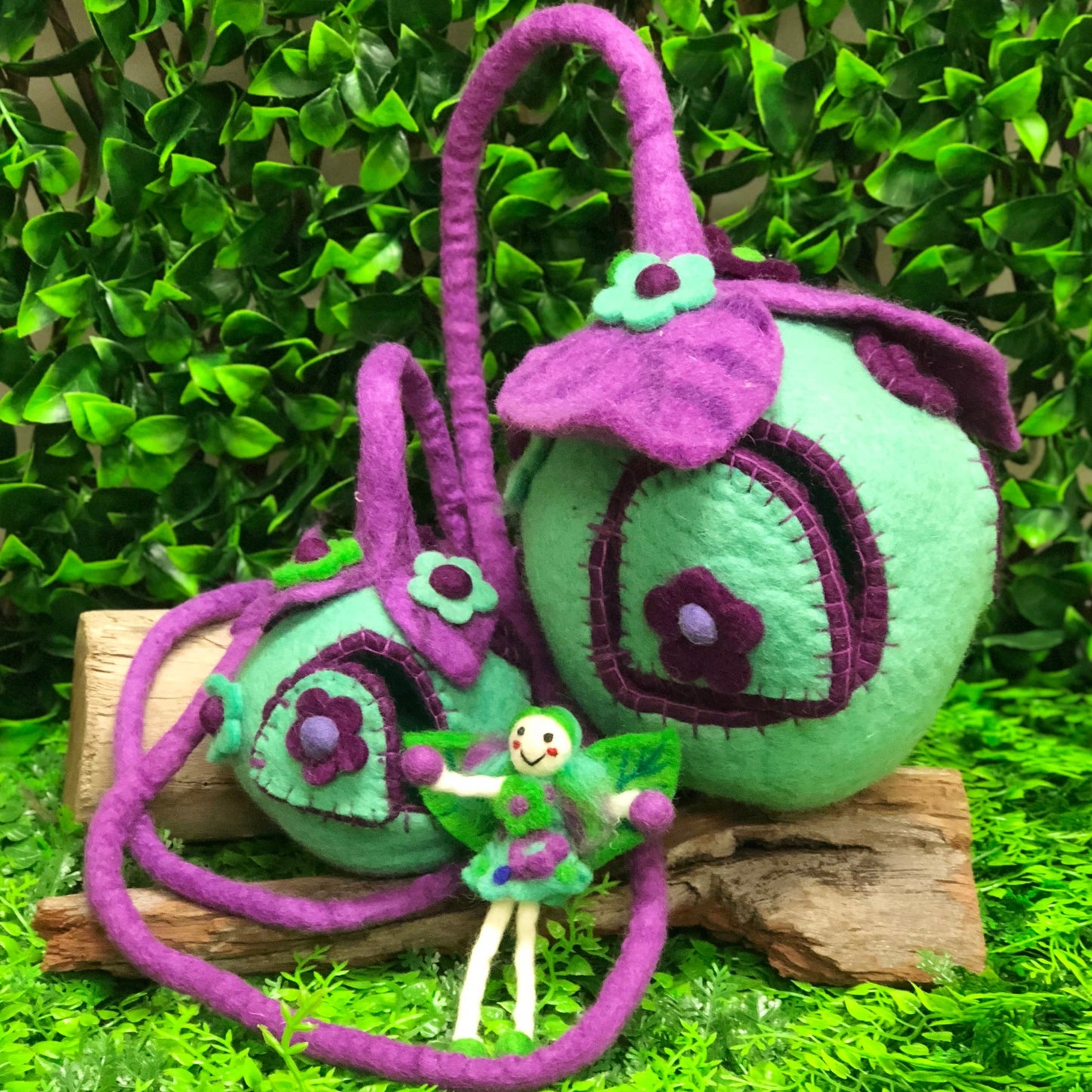 Wonder faery pod with faery-small
